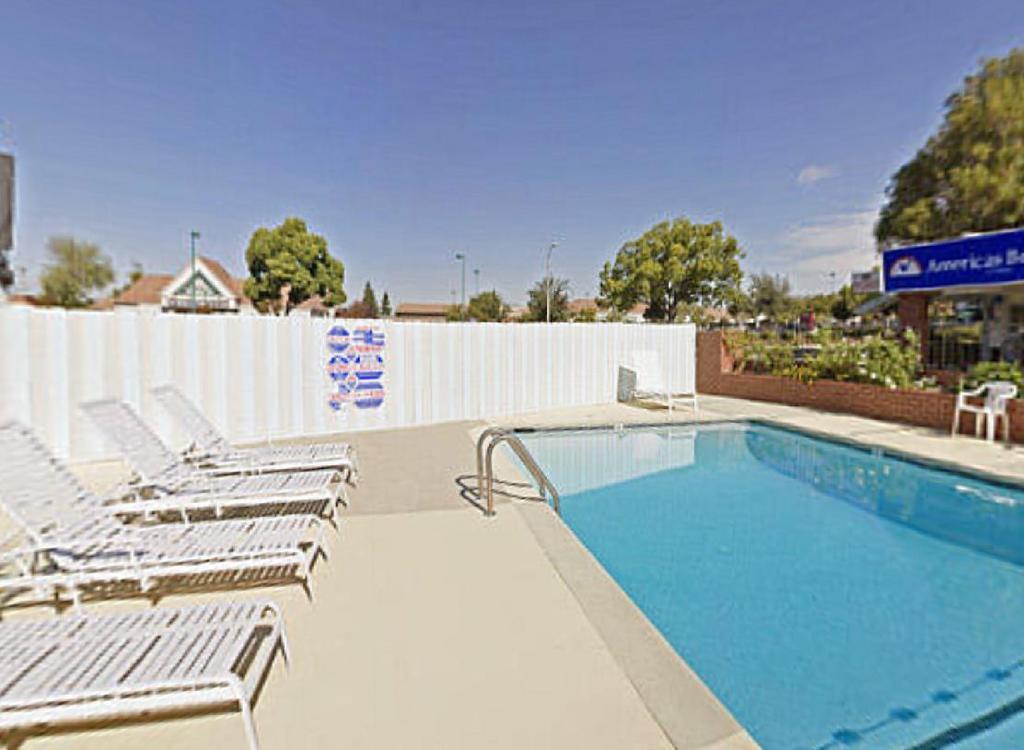 Americas Best Value Inn - Livermore Dış mekan fotoğraf