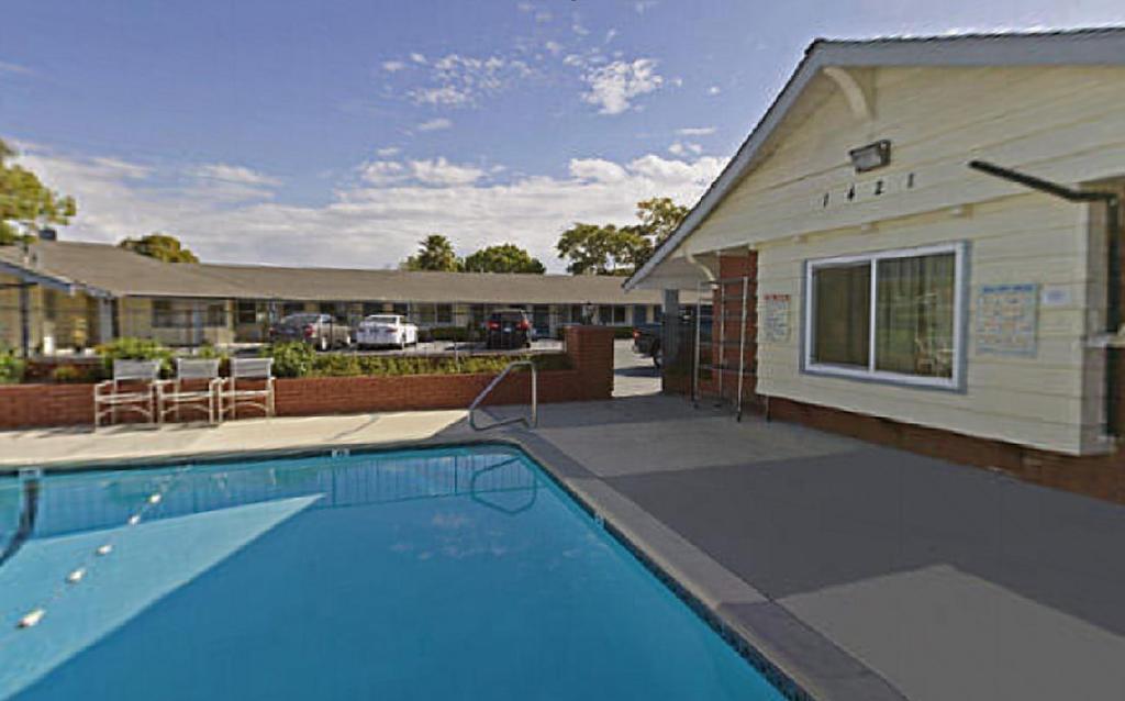 Americas Best Value Inn - Livermore Dış mekan fotoğraf